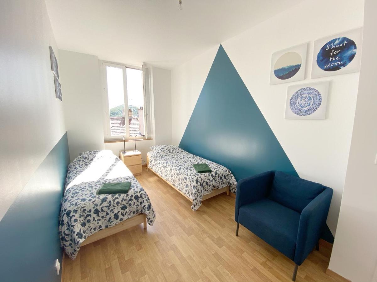 22 Chic & Cosy Grand Appart 92M2 Parking Gratuit Hypercentre Netflix Saint-Etienne  Exterior foto