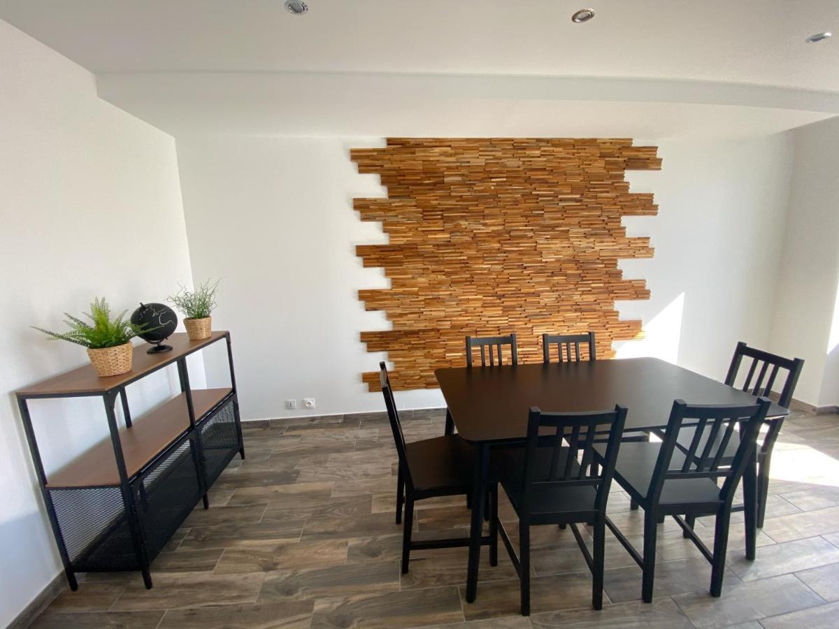 22 Chic & Cosy Grand Appart 92M2 Parking Gratuit Hypercentre Netflix Saint-Etienne  Exterior foto